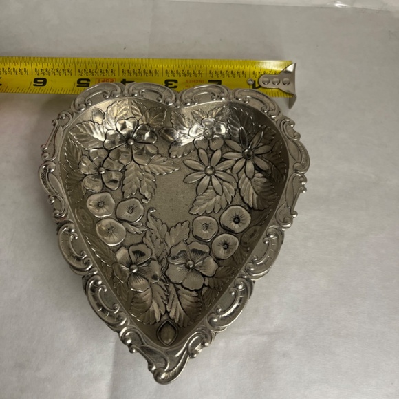 Vintage F.B. Rogers Silverplate Bon Bon Dish In Forget Me Not Pattern Japan - Picture 3 of 4